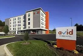 Exterior and monument sign from the entry drive. Avid Hotel, Staunton, VA