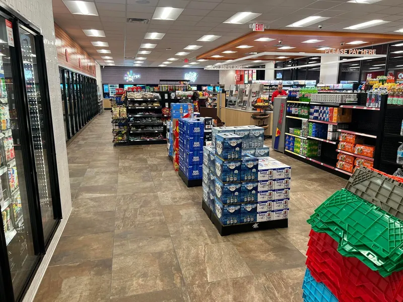 Main sales floor and centre aisles. Circle K, Radford, VA