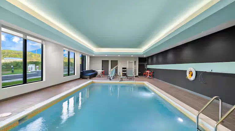 Indoor pool. Tru by Hilton, Lexington, VA