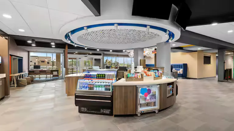 Snack bar and market. Tru by Hilton, Lexington, VA